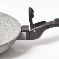 Compact Nonstick Grill Pan -Nomad s Choice 0005262 compact nonstick grill pan