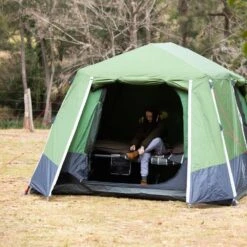 OZtrail Fast Frame 10 Person Tent 25 OZtrail Fast Frame 10 Person Tent -Nomad s Choice 1206184 fast frame 10 person tent