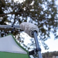 Coleman Instant Up Screen House With Floor 3.2 X 3.2 10 Coleman Instant Up Screen House With Floor 3.2 X 3.2 -Nomad s Choice 1211943 instant up screen house 33 x 33