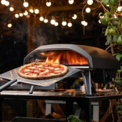 Ooni Koda 16 Portable Gas−Powered Pizza Oven -Nomad s Choice 1259884 koda 16 portable gas powered pizza oven