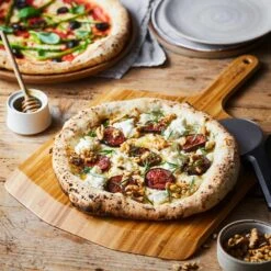 Ooni Bamboo Pizza Peel & Serving Board -Nomad s Choice 1259960 bamboo pizza peel serving board